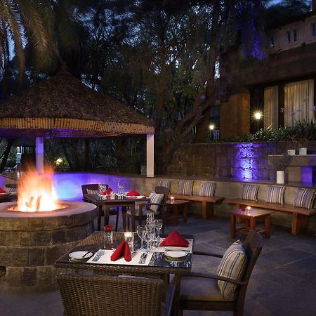 Hilton Addis Ababa Hotel Bagian luar foto
